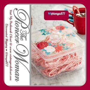 🦋 New Pioneer Woman Wishful Winter Square Holiday Treat Container